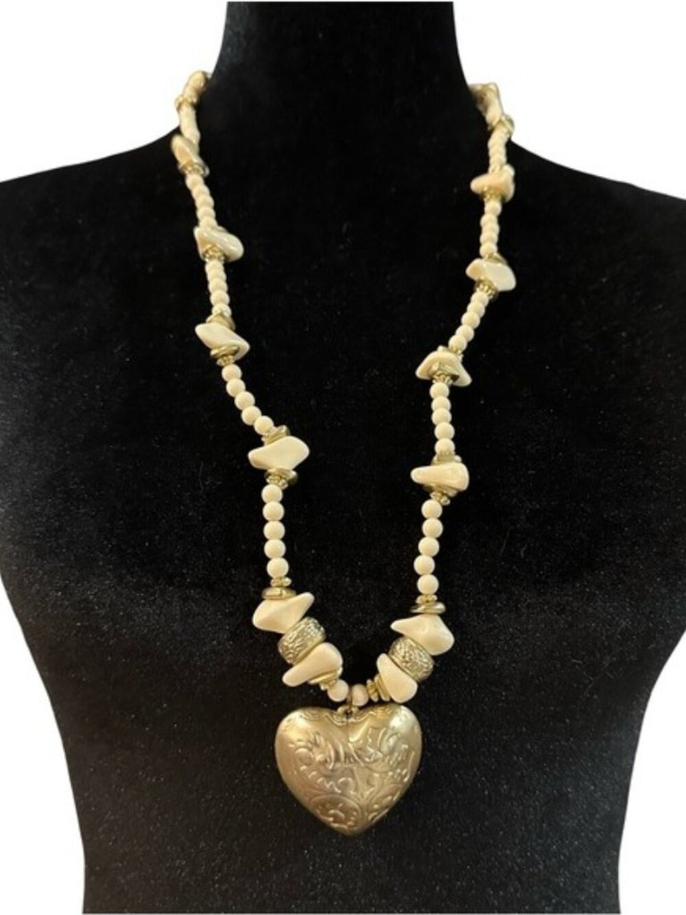 Vintage Necklace Heart Pendant Cream Beaded Gold Tone Accents 29 Inch Length
